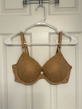 NWOT Victoria's Secret tan lace lined Demi bra